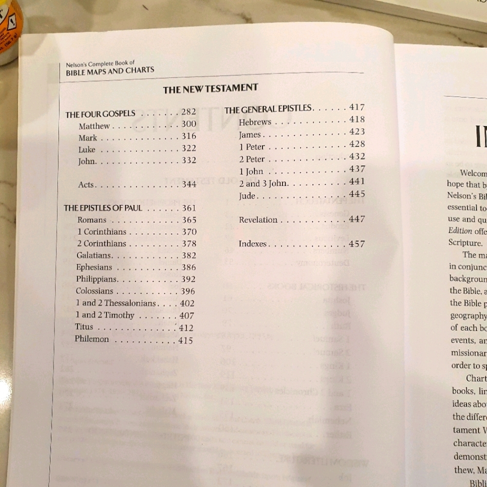 Book on Bible maps & charts - Picture 6 of 9